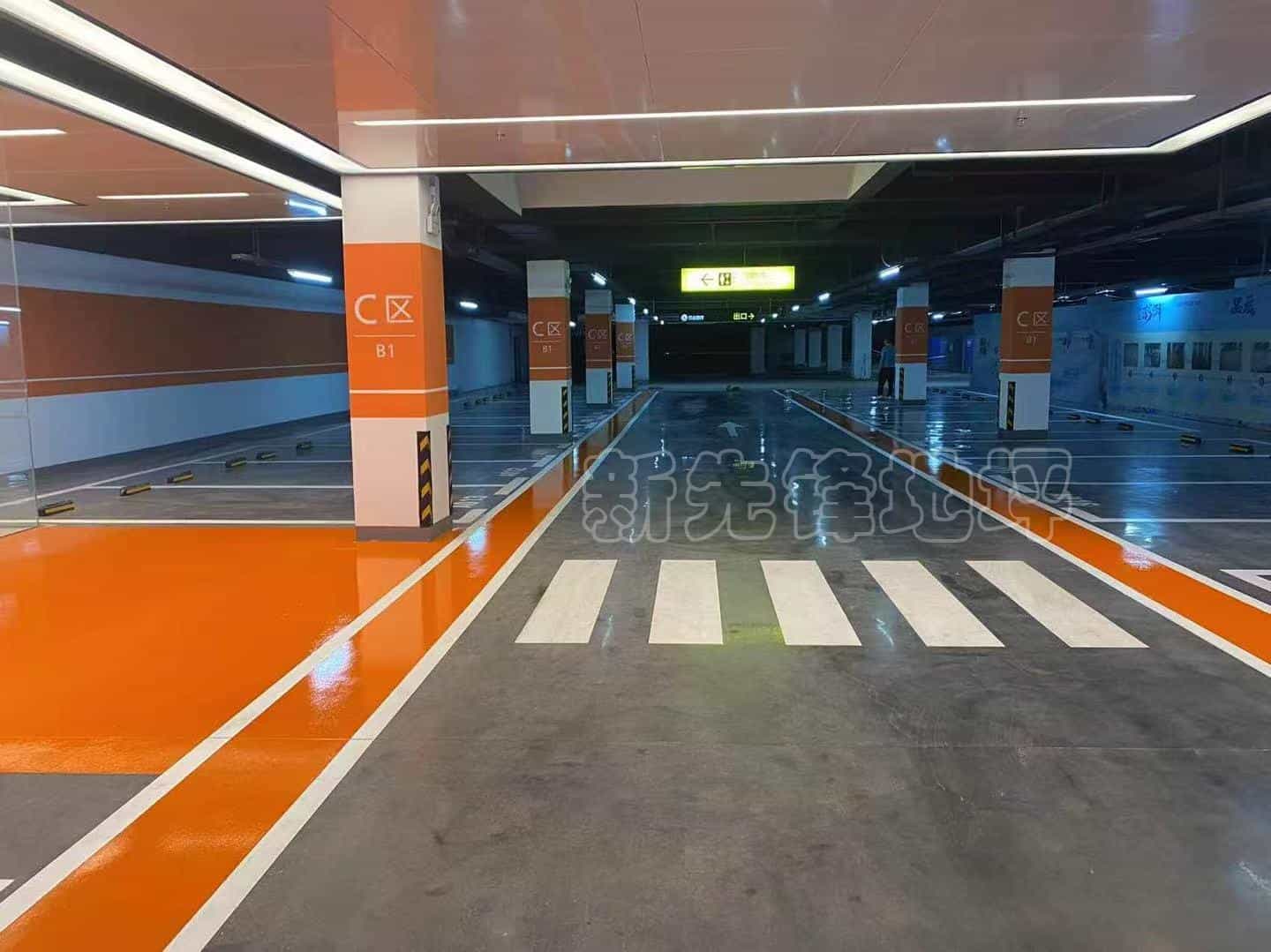 環(huán)氧車(chē)庫(kù)地坪10