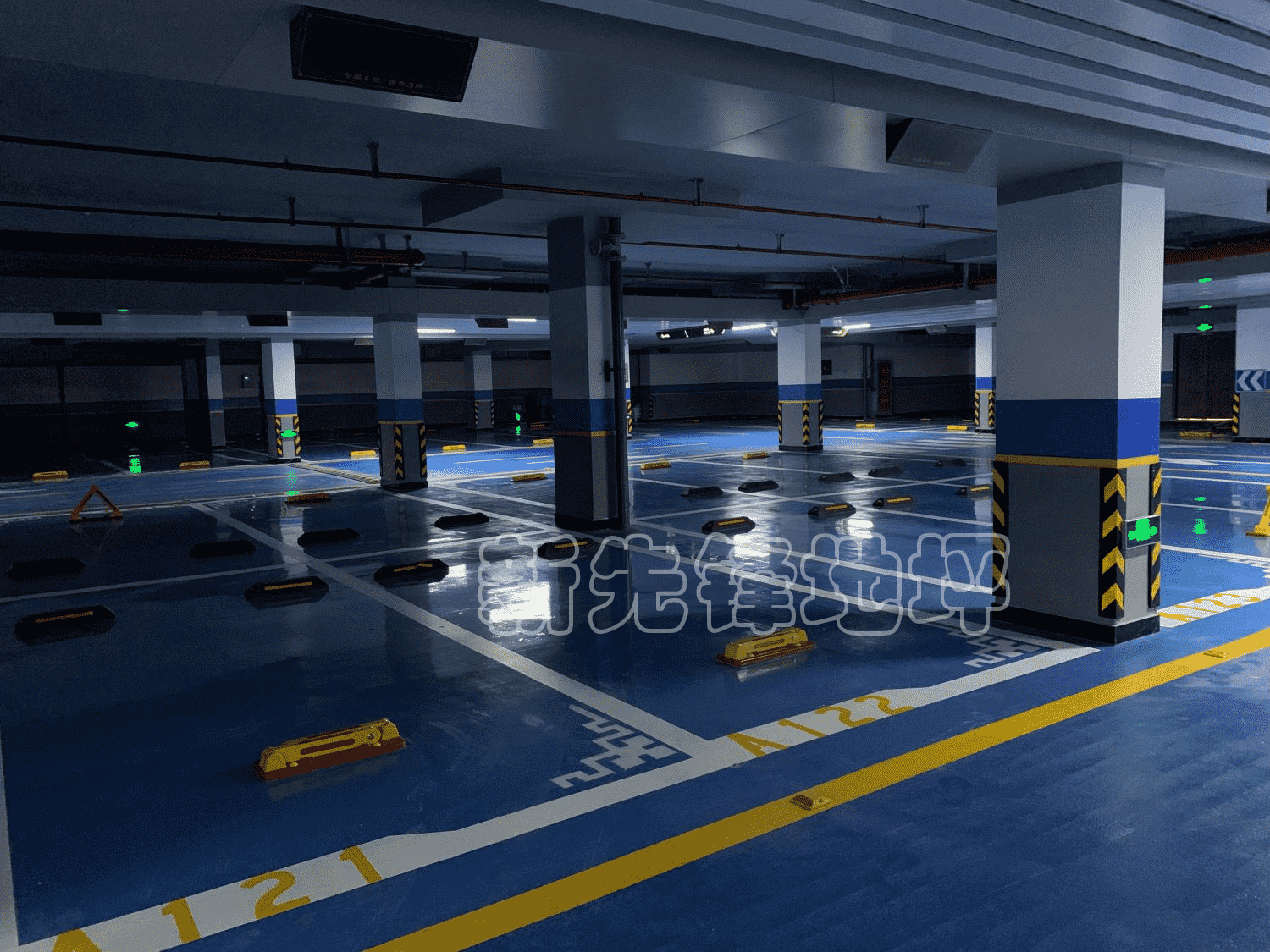 環(huán)氧車庫地坪20